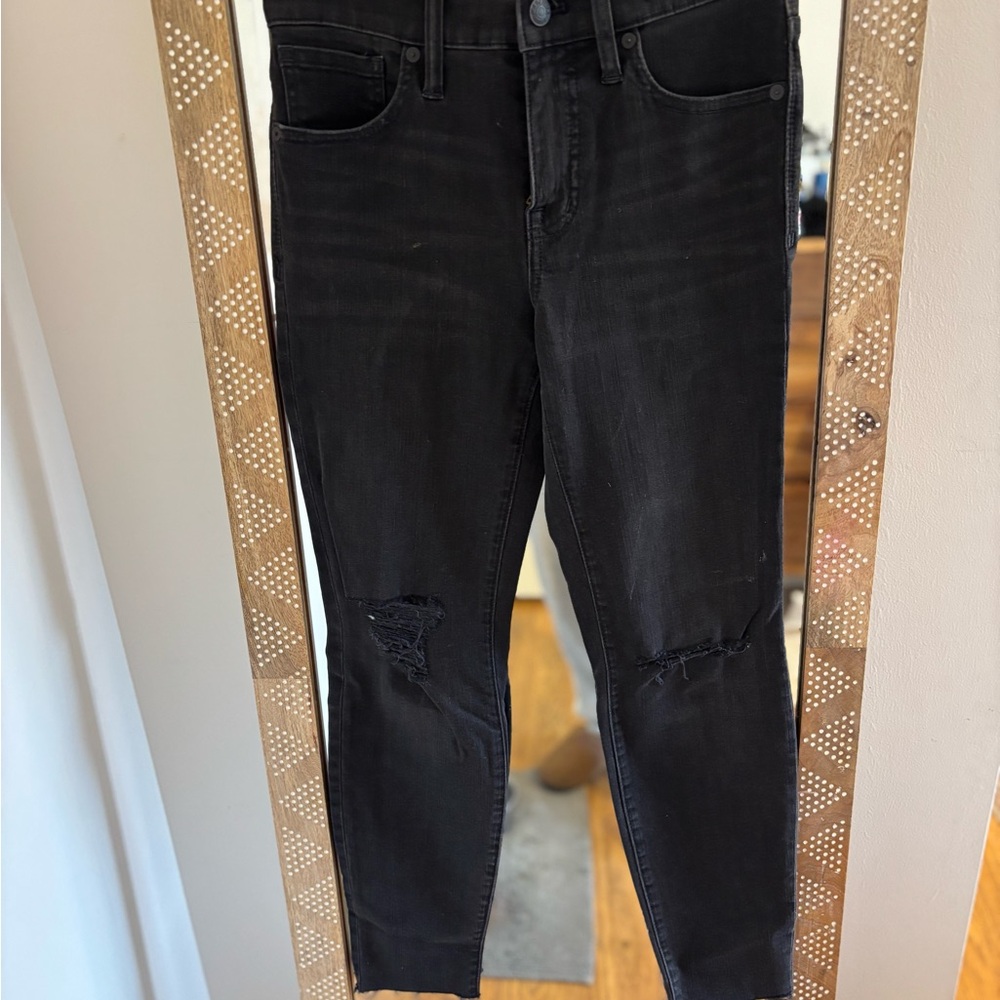 Women's Black Distressed Jeans
